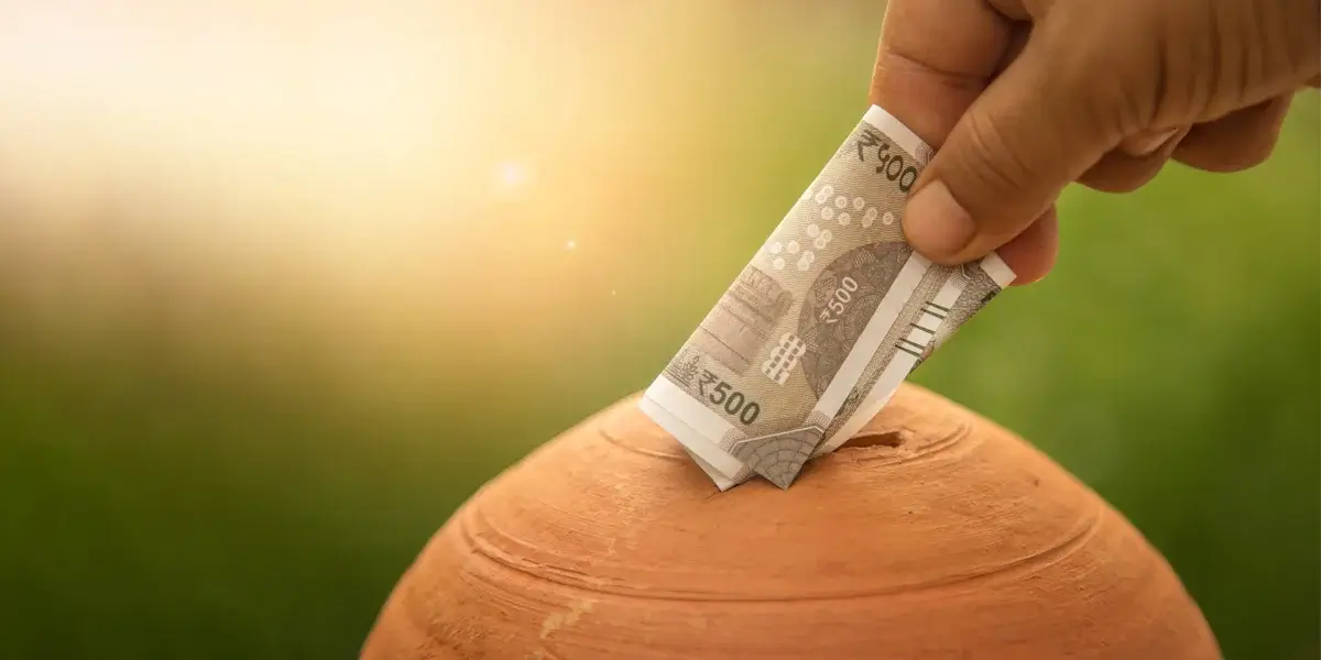 The Ultimate Guide to Saving Money Every Month