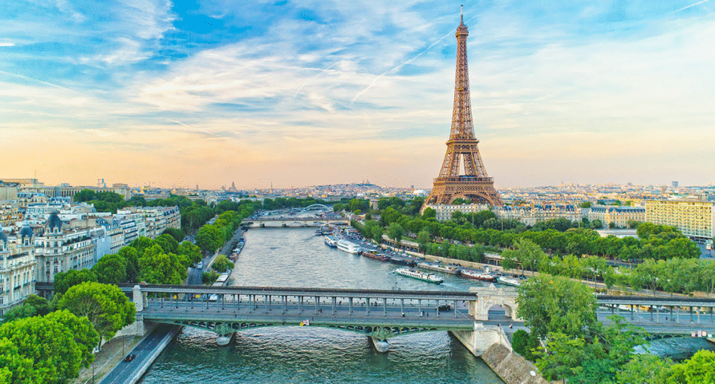 The Ultimate Paris Travel Guide: Everything You Need to Know Before You Go