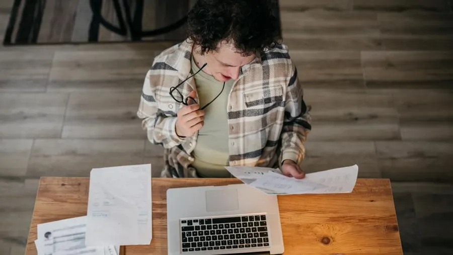 Debt Management – smart ways to reduce debt, manage finances, save money, and build better financial habits
